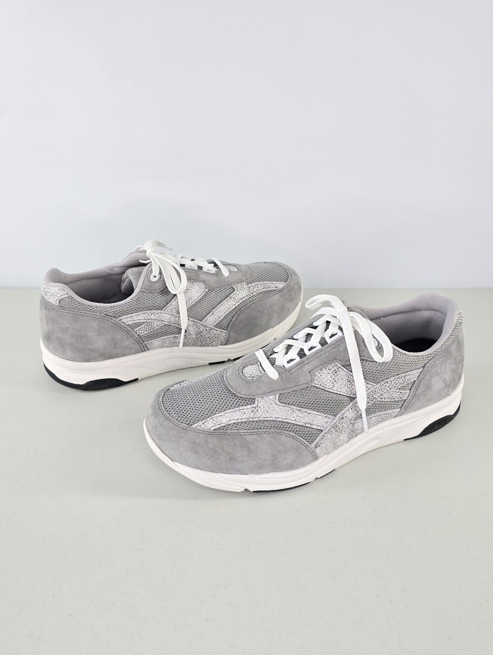 SAS Tour Mesh Active Comfort Sneakers Plata/Mix Women's Size 11WW 11 XW